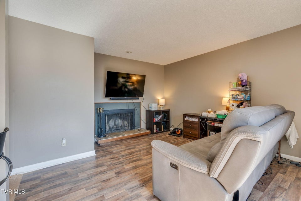 Photo #18: 316 Hickory Bluff