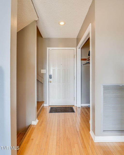 Photo #6: 316 Hickory Bluff