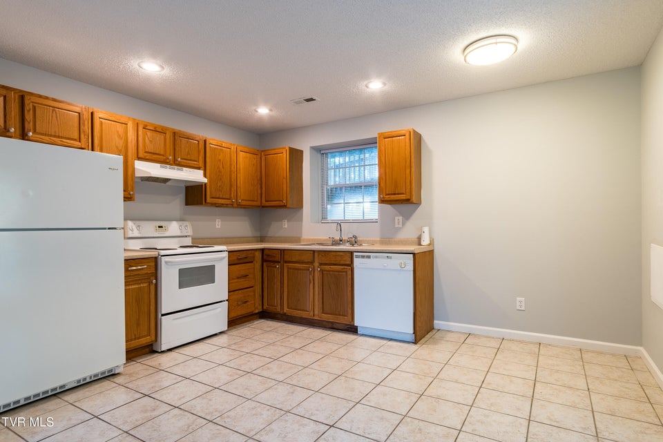 Photo #13: 164 Cochran Road