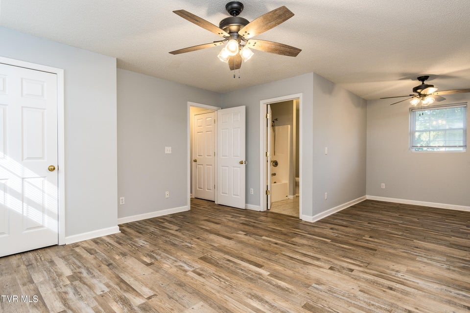 Photo #15: 164 Cochran Road