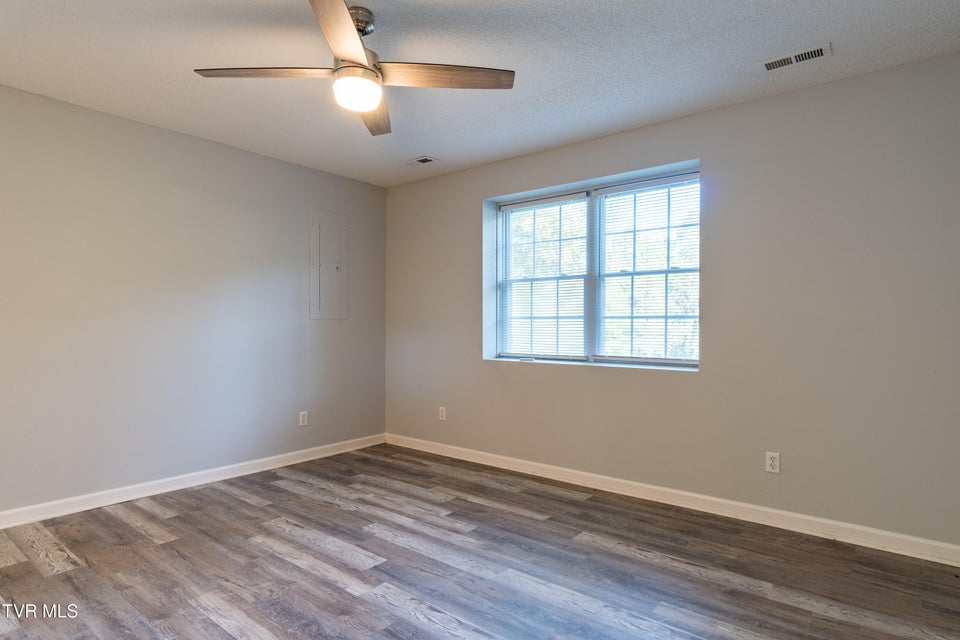 Photo #18: 164 Cochran Road