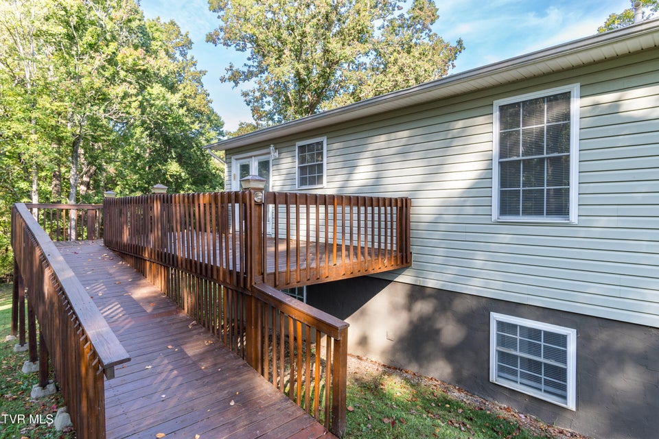 Photo #31: 164 Cochran Road