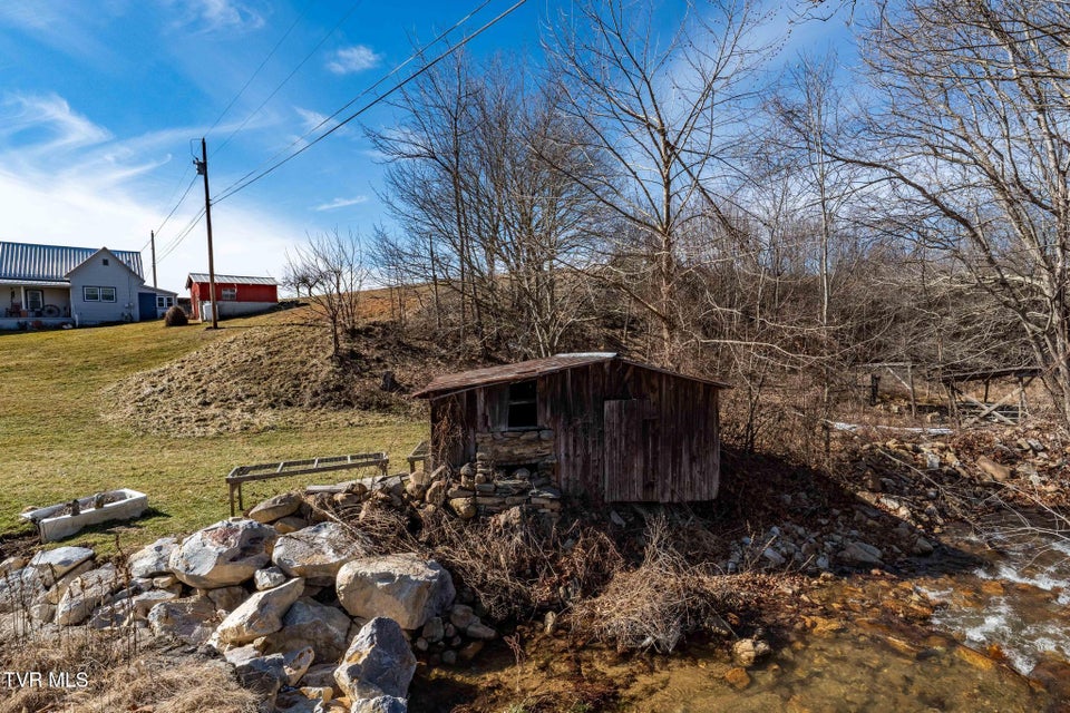 Photo #31: 2734 Crackers Neck Road