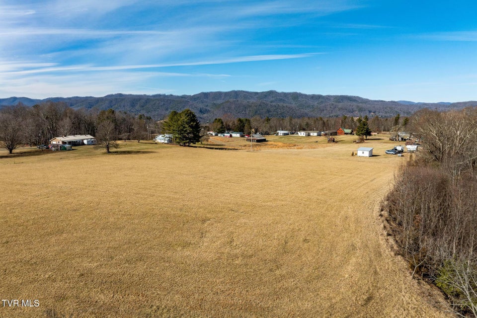 Photo #36: 2734 Crackers Neck Road