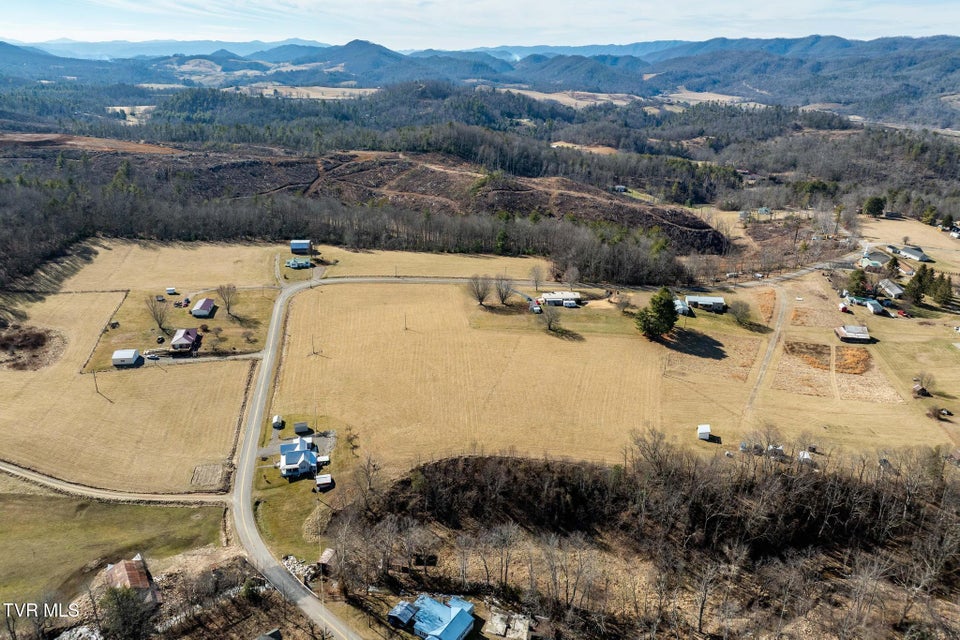 Photo #55: 2734 Crackers Neck Road