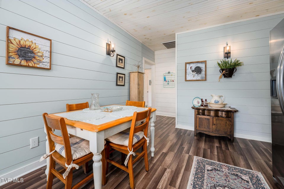 Photo #66: 2734 Crackers Neck Road