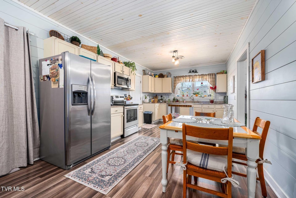 Photo #67: 2734 Crackers Neck Road