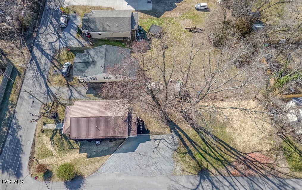 Photo #28: 405 North Street