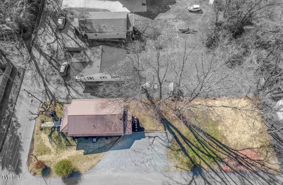 Photo #29: 405 North Street