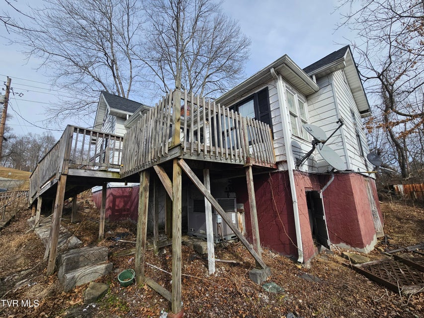 Photo #10: 204 High Avenue