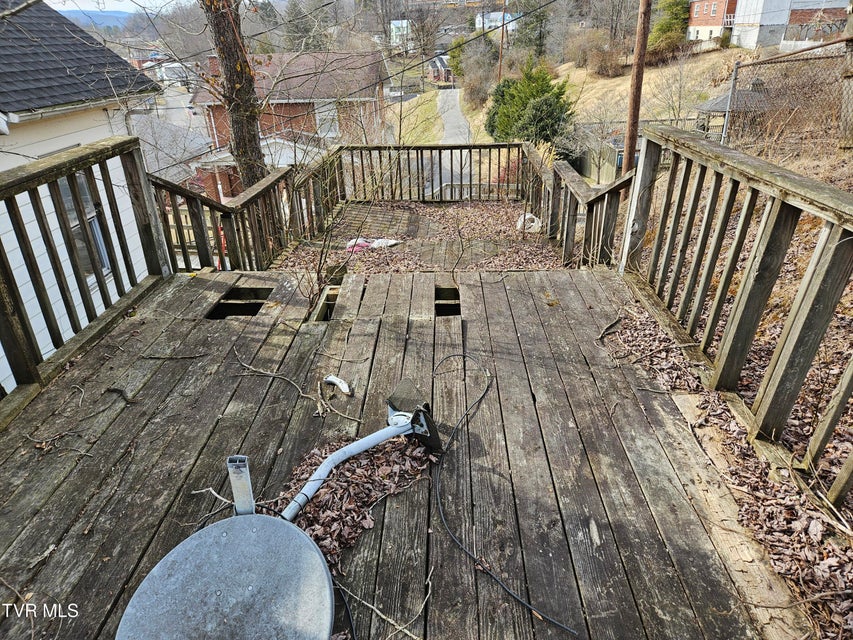 Photo #11: 204 High Avenue