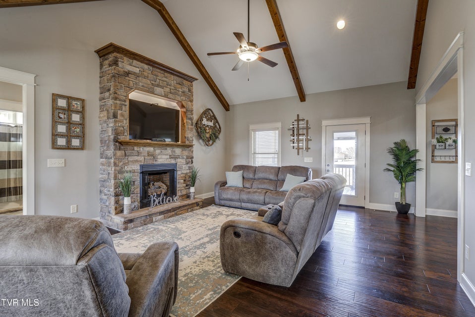 Photo #9: 155 Rhetts Way