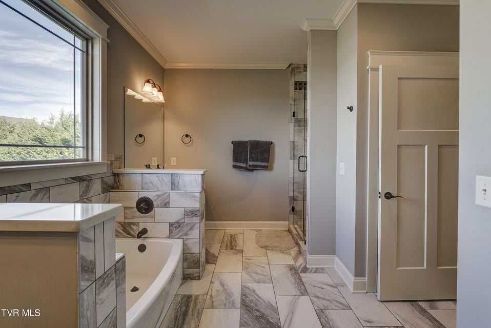 Photo #33: 155 Rhetts Way