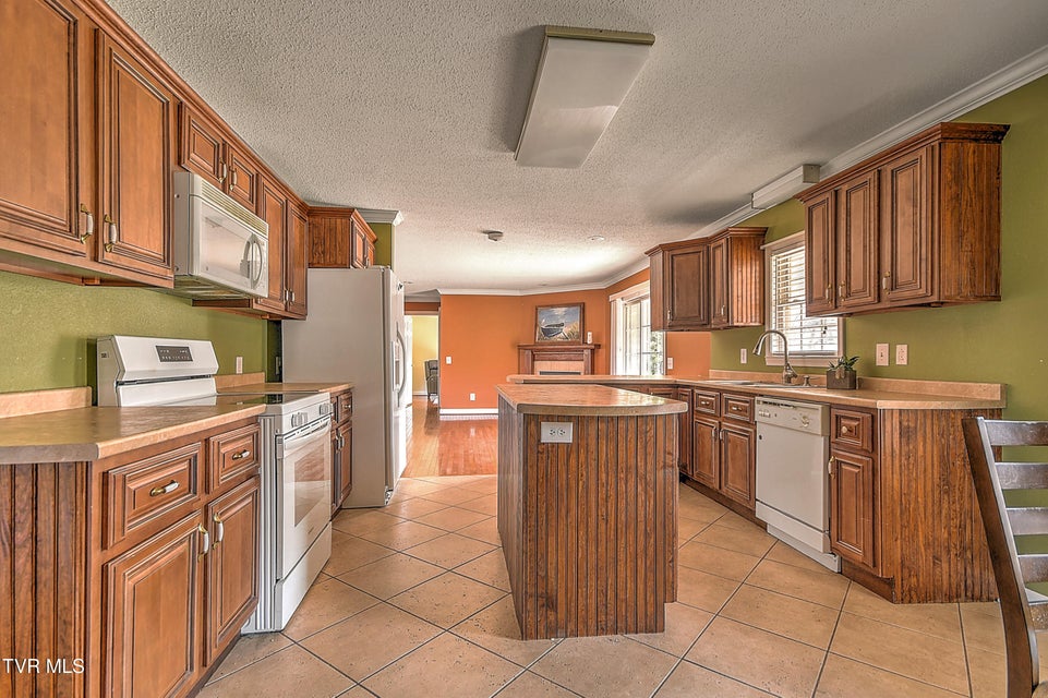 Photo #9: 4095 107 Cutoff 