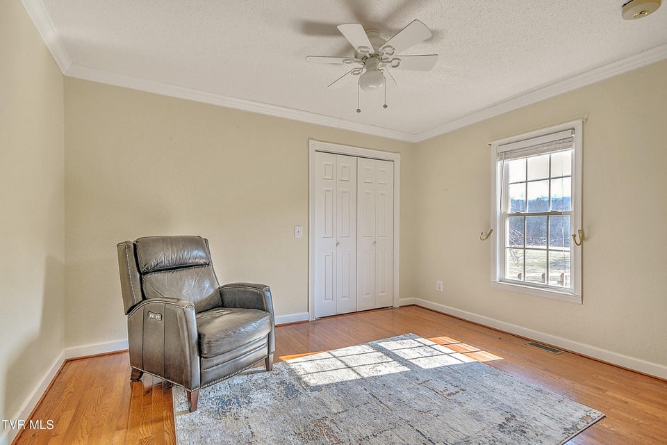 Photo #20: 4095 107 Cutoff 