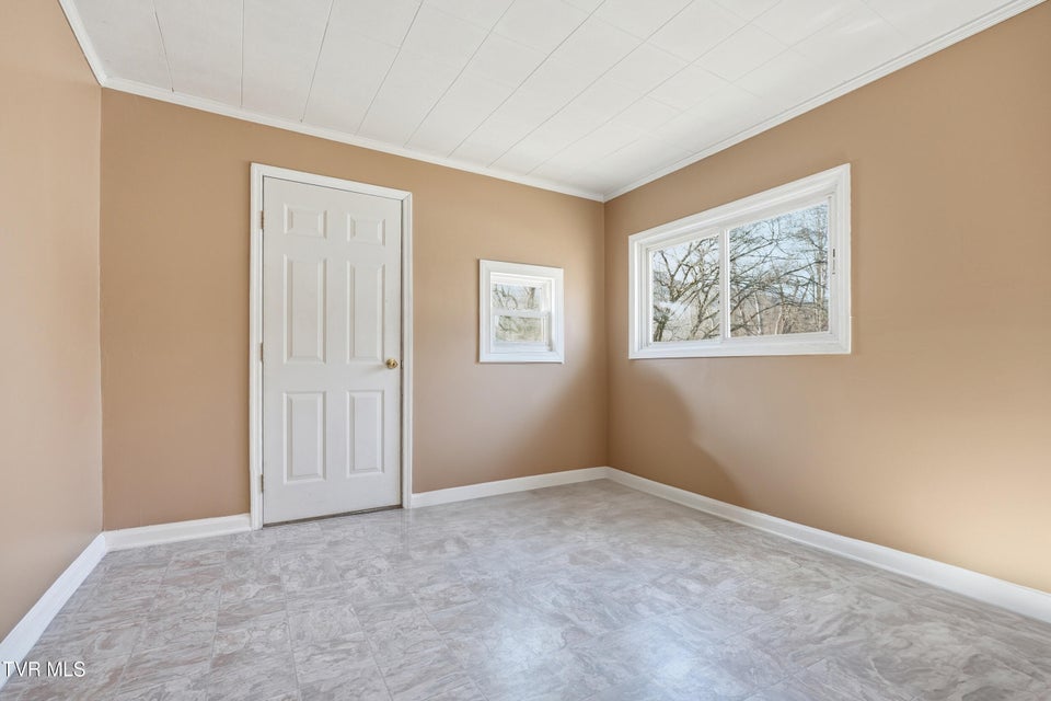 Photo #22: 602 2nd Avenue