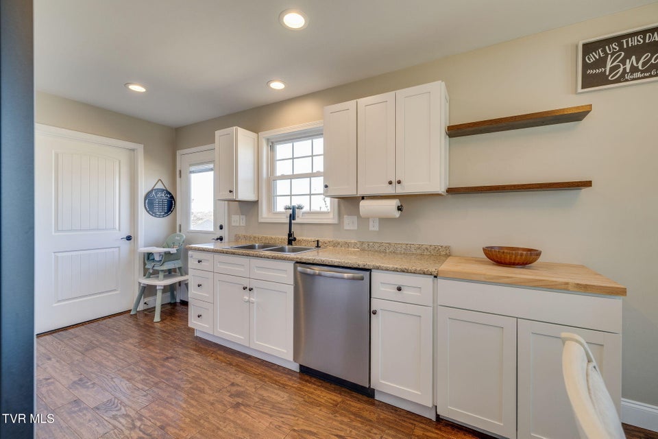 Photo #12: 609 Watauga Avenue