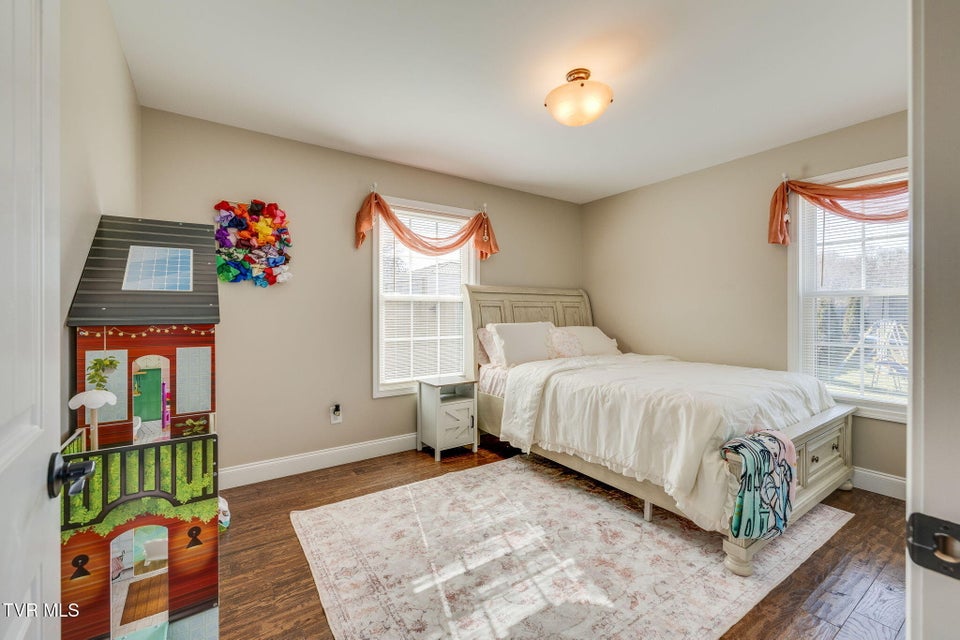 Photo #21: 609 Watauga Avenue