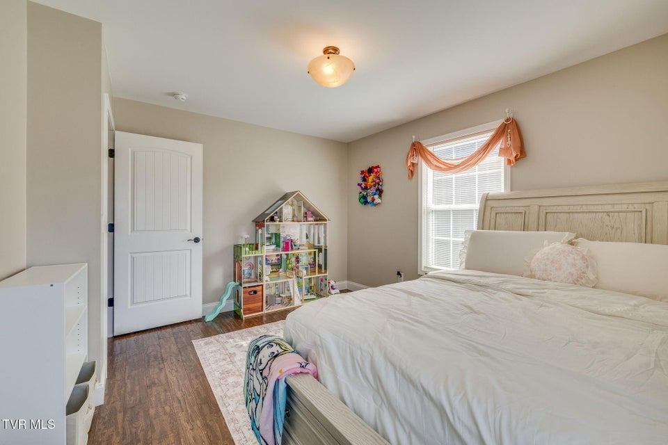 Photo #23: 609 Watauga Avenue