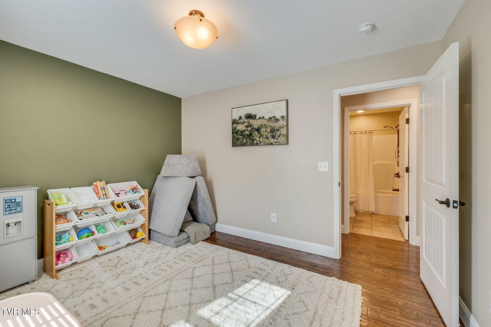 Photo #26: 609 Watauga Avenue