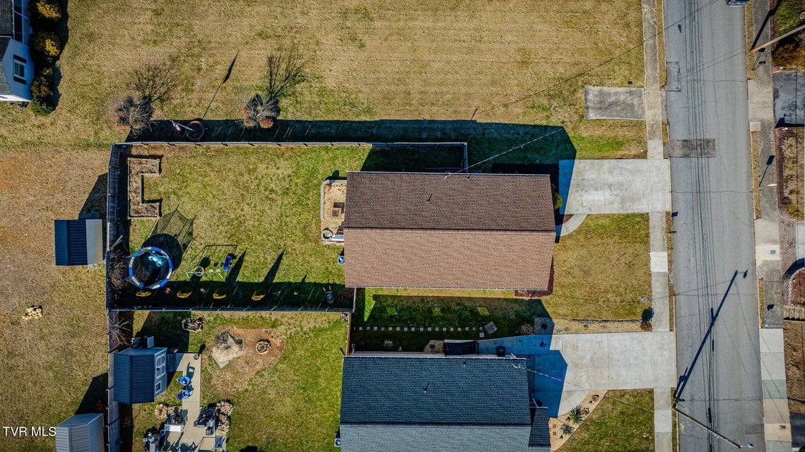 Photo #36: 609 Watauga Avenue