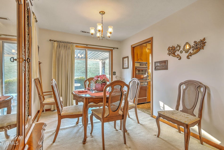 Photo #9: 844 Fain Avenue