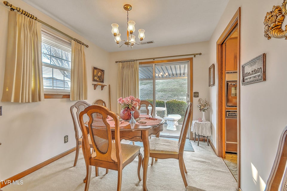 Photo #10: 844 Fain Avenue