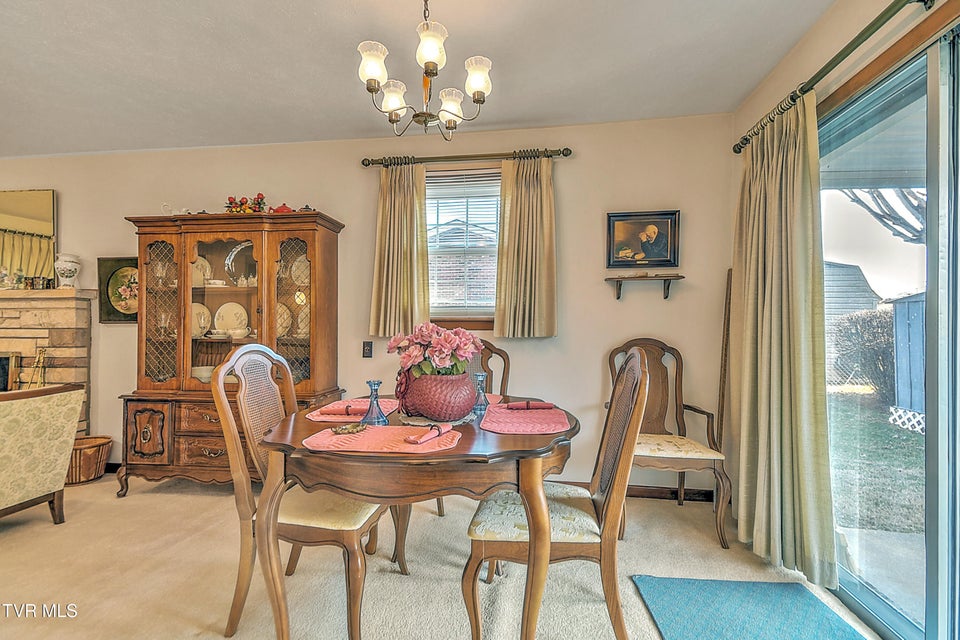 Photo #11: 844 Fain Avenue