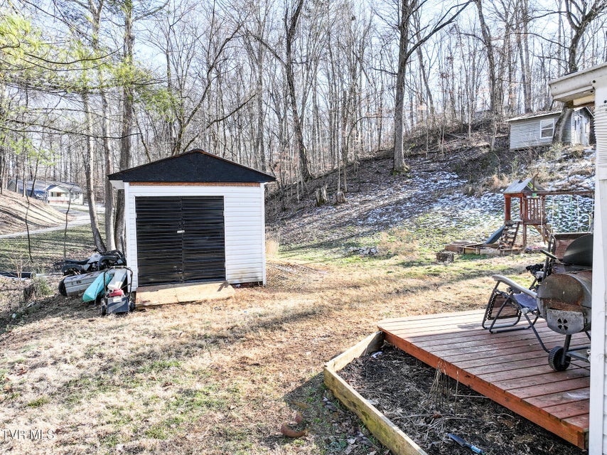 Photo #5: 329 Hillcrest Street