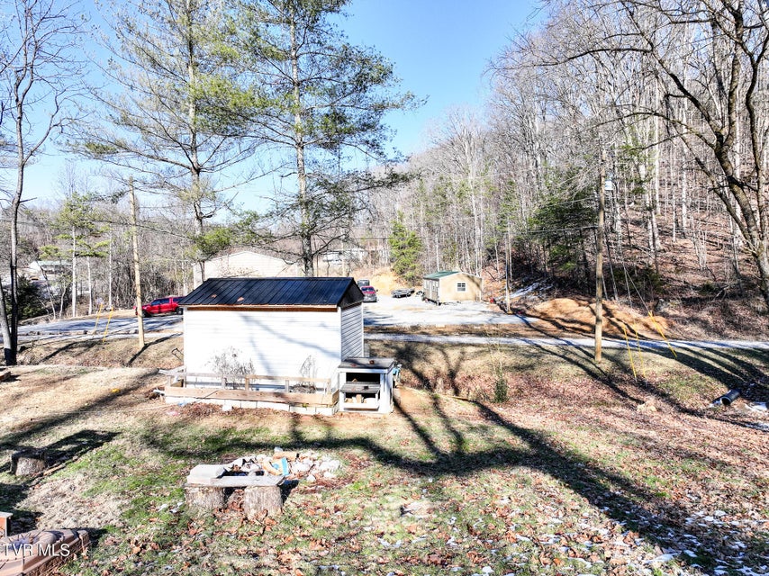 Photo #13: 329 Hillcrest Street