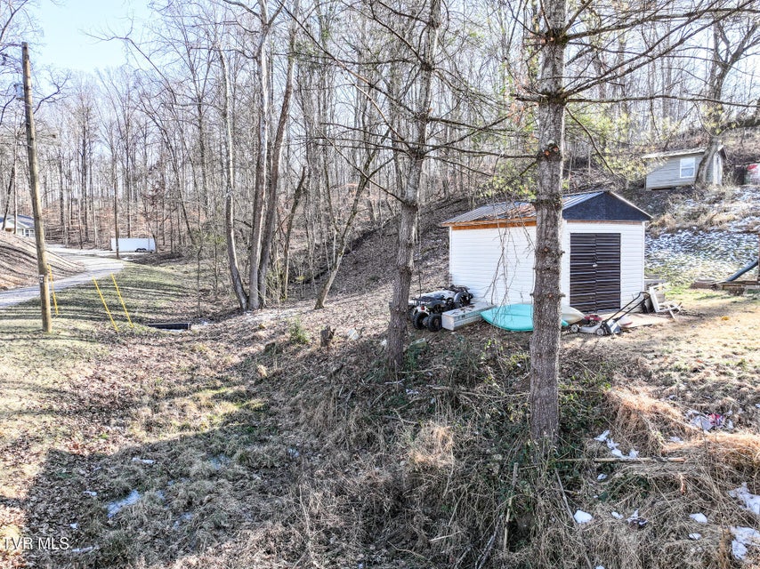 Photo #16: 329 Hillcrest Street