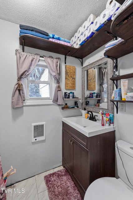 Photo #26: 329 Hillcrest Street