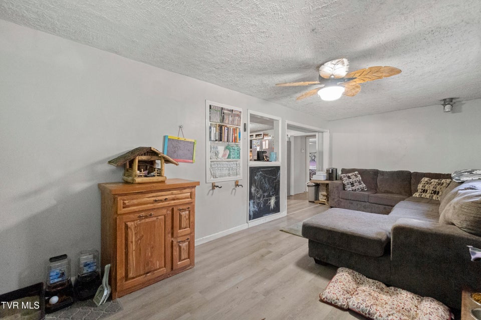 Photo #36: 329 Hillcrest Street