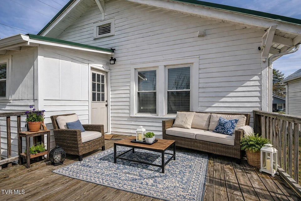 Photo #19: 800 5th Street