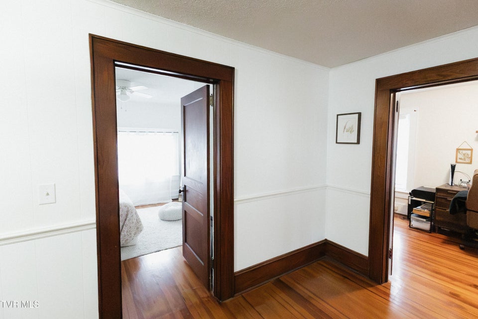 Photo #27: 340 Carter Street