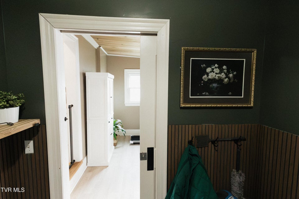 Photo #14: 340 Carter Street