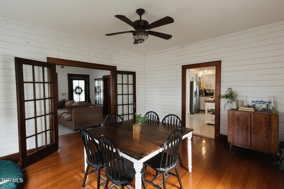 Photo #20: 340 Carter Street