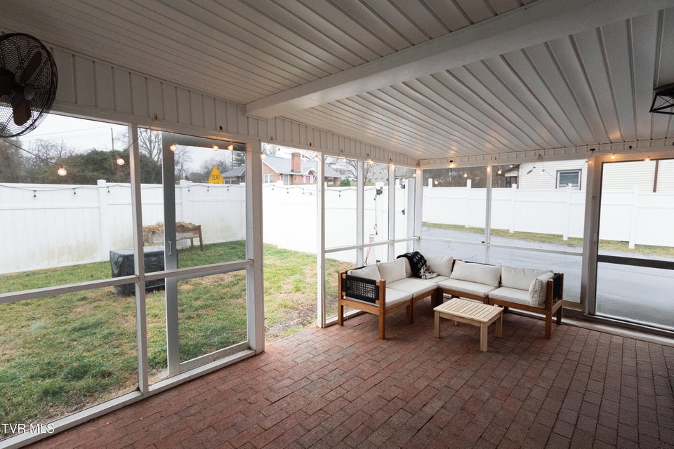 Photo #44: 340 Carter Street