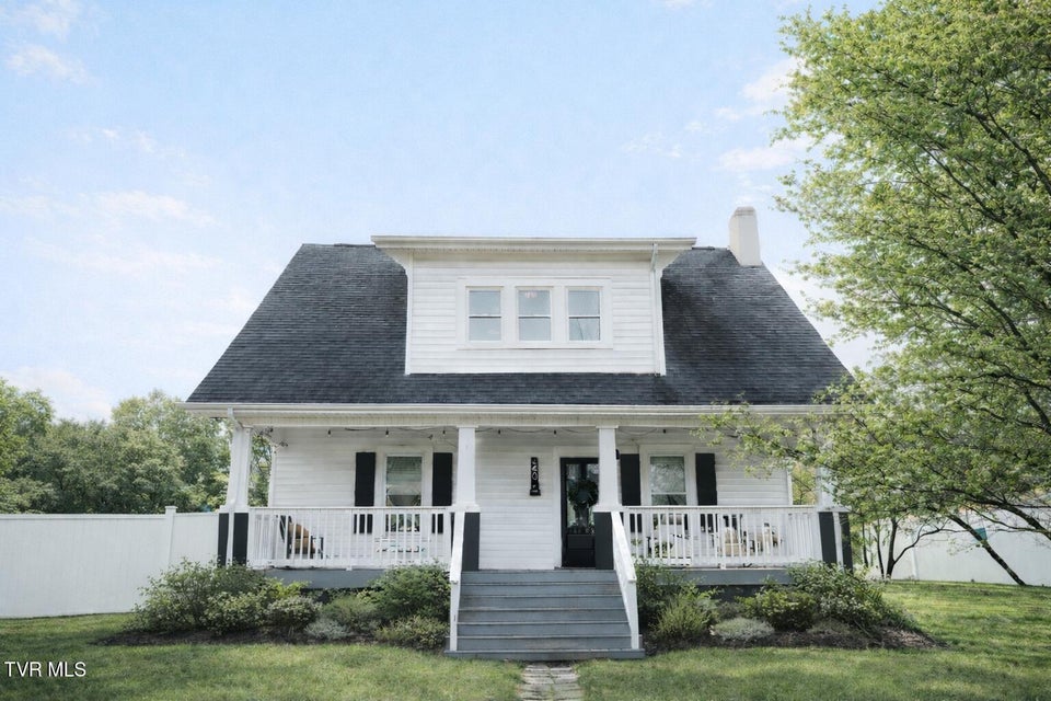 Photo #2: 340 Carter Street