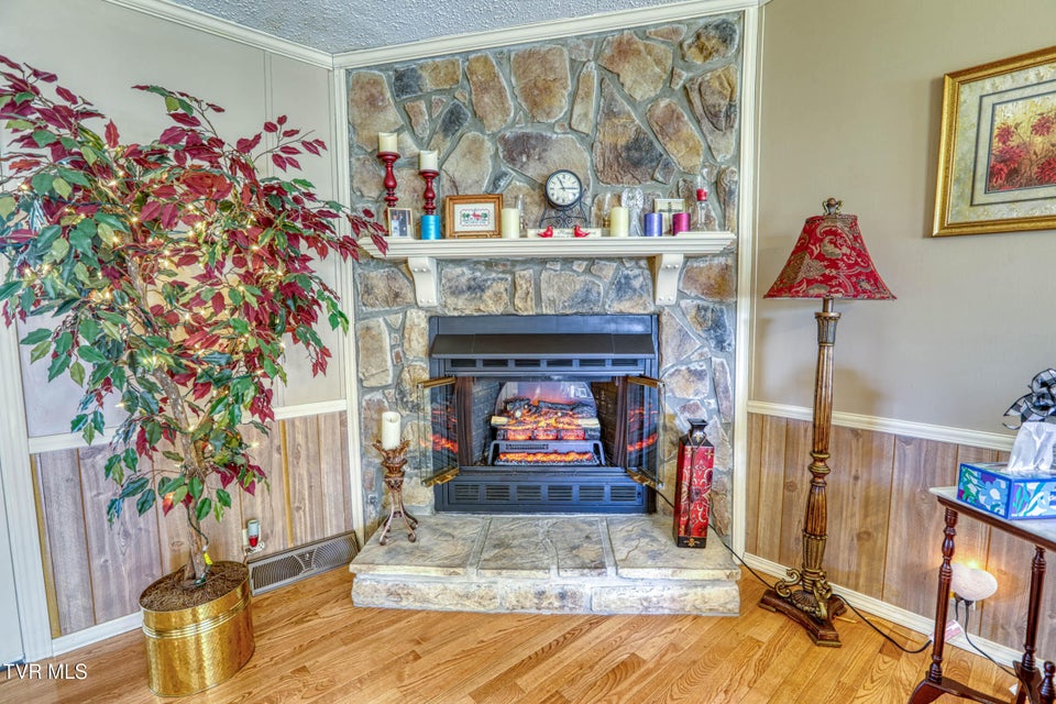 Photo #30: 102 Thorps Chapel Road