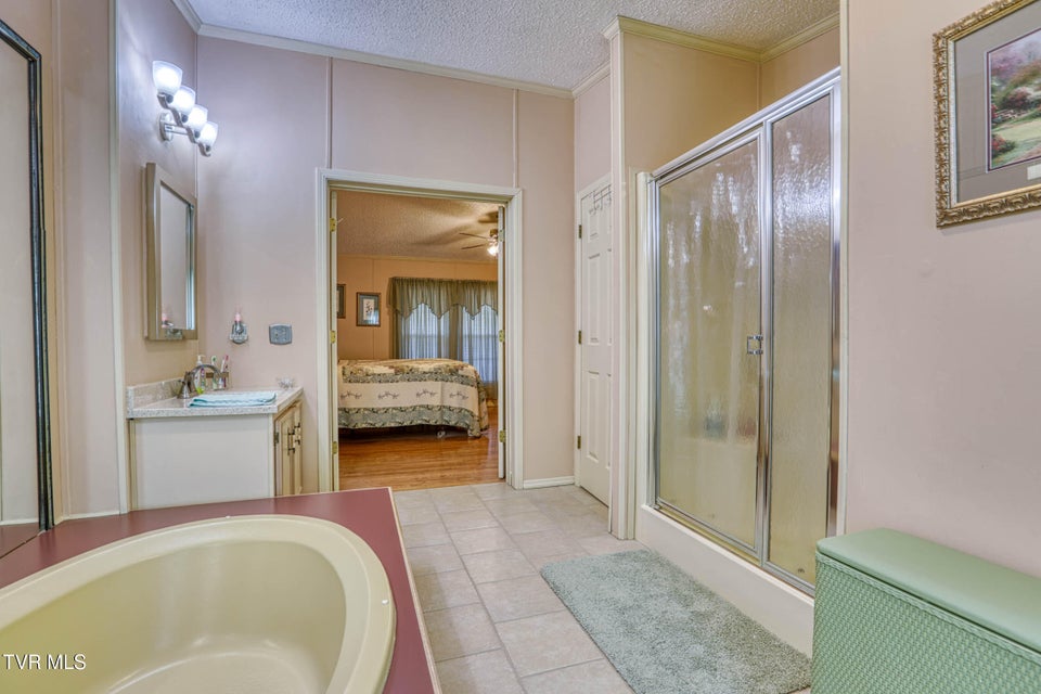 Photo #50: 102 Thorps Chapel Road