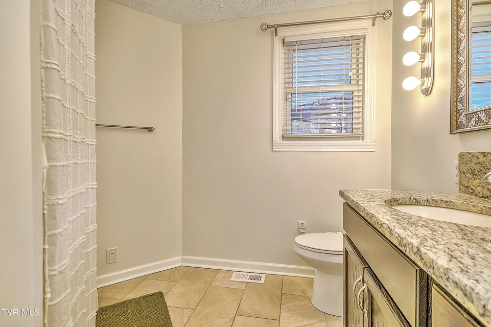 Photo #13: 4212 Skyland Lane