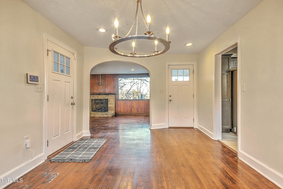 Photo #23: 4212 Skyland Lane