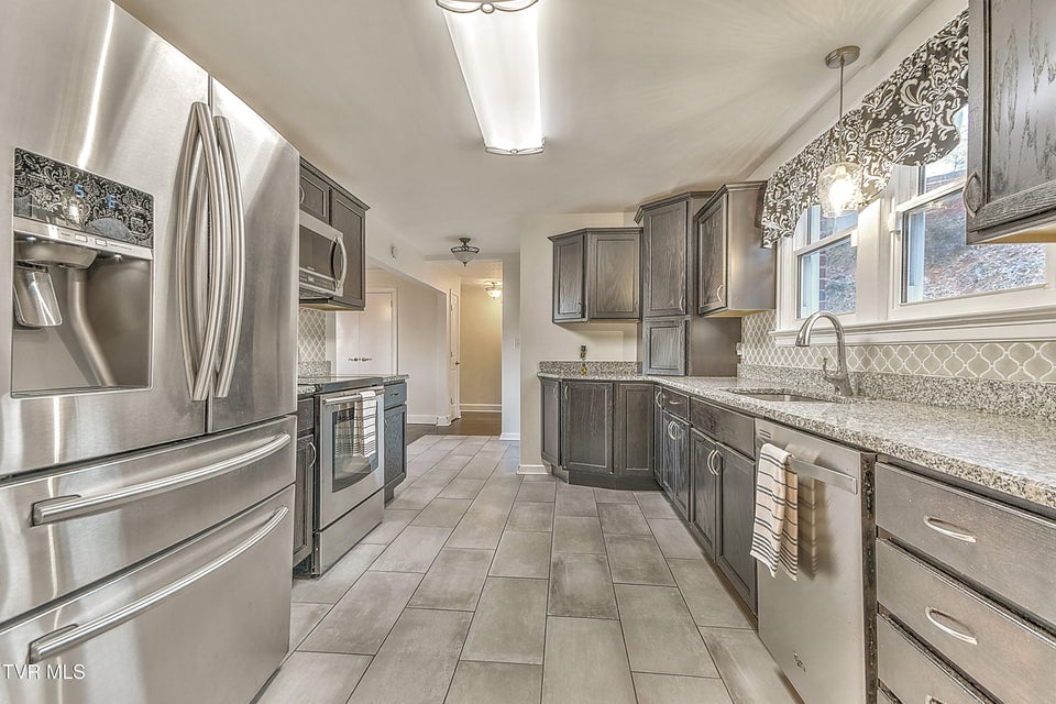 Photo #26: 4212 Skyland Lane