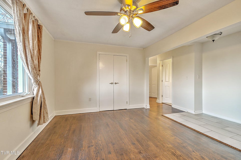 Photo #33: 4212 Skyland Lane