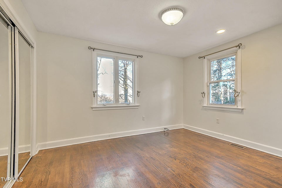 Photo #36: 4212 Skyland Lane