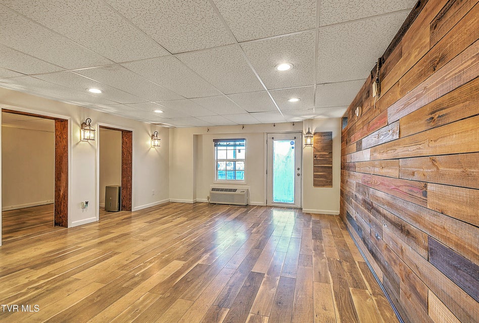 Photo #41: 4212 Skyland Lane