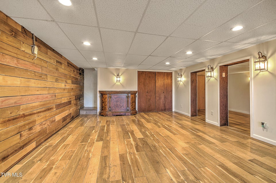 Photo #42: 4212 Skyland Lane