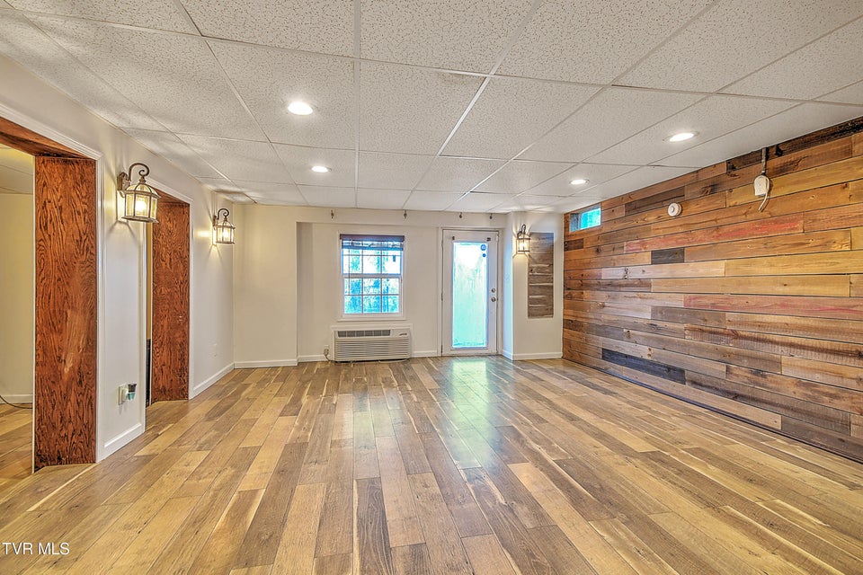 Photo #44: 4212 Skyland Lane