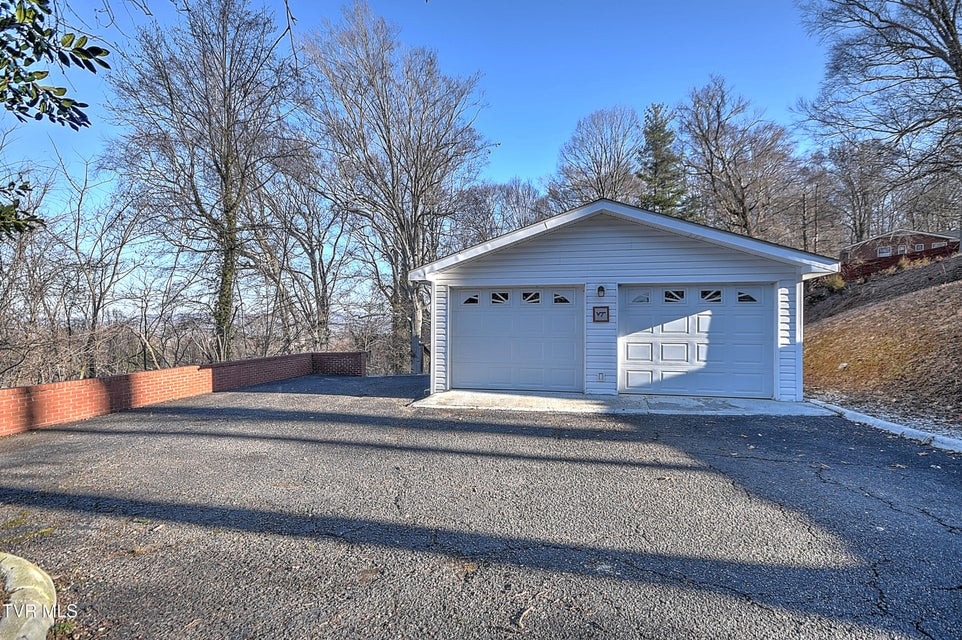 Photo #46: 4212 Skyland Lane